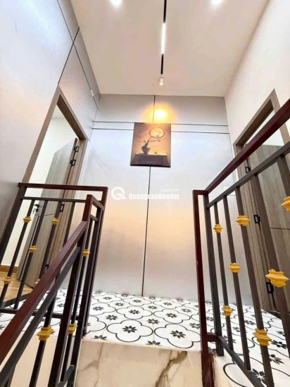 BÁN NHÀ HIẾM ĐƯỜNG 9 THỦ ĐỨC - SÁT UBND - NỞ HẬU - NHỈNH 4 TỶ